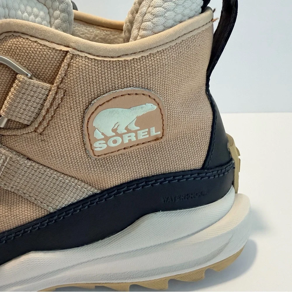 Women Ona Rmx Chukka Bootie - Picture 6 of 9